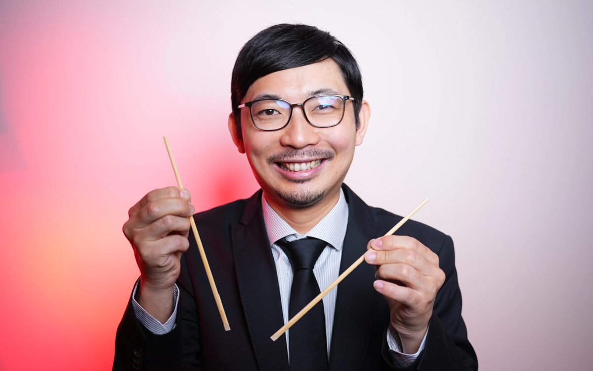 Yoshi Enomoto – Stand Up